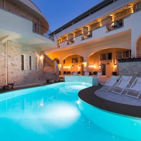 Neikos Mediterraneo Luxury Отель 4*