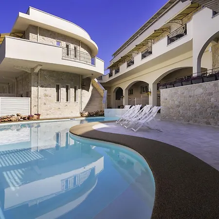 Neikos Mediterraneo Luxury